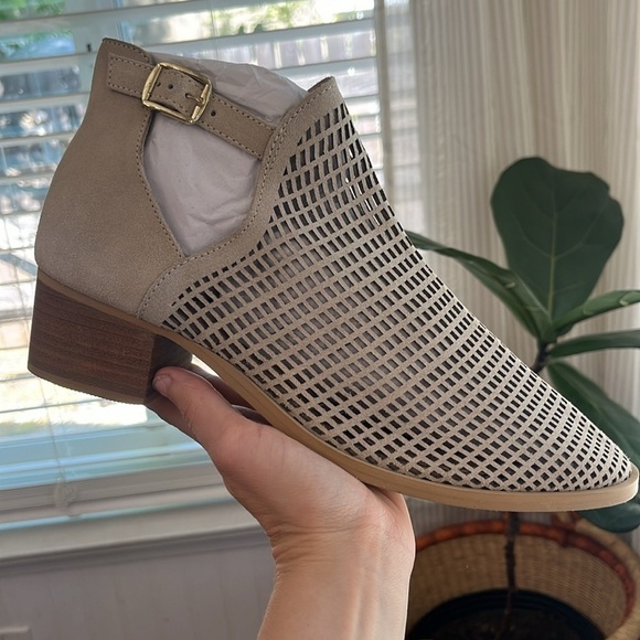 Rag & Co ROSALYN Beige Block Heeled Cut-Out Sandal Mule Ankle Strap - Picture 6 of 8